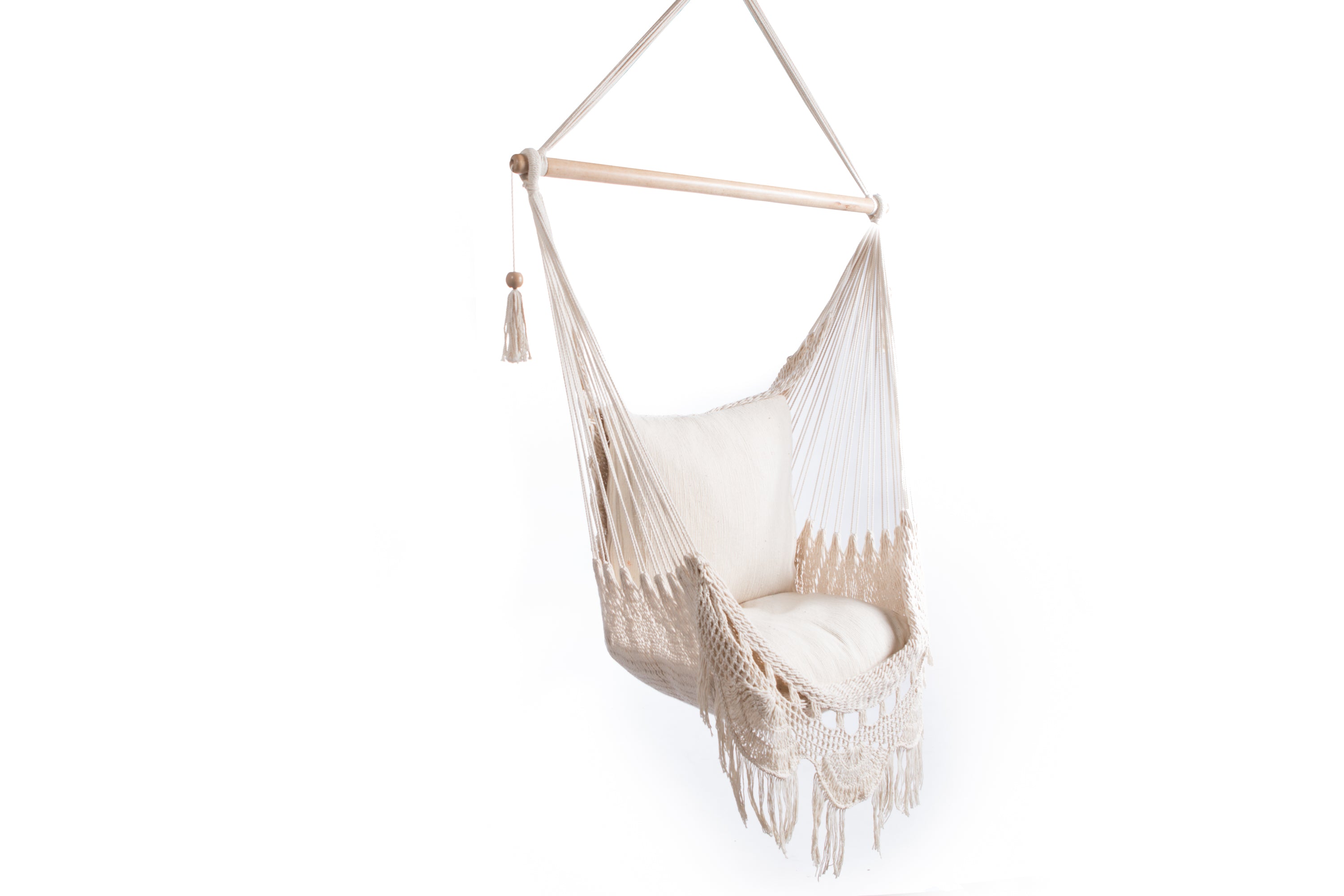 DIY | How To Hang A Hammock Chair From The Ceiling