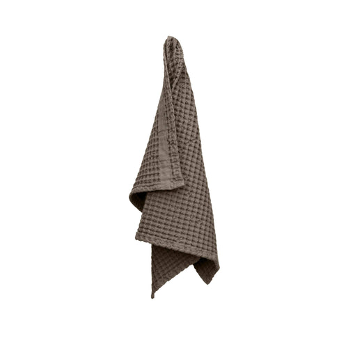 Big Waffle Hand Towel - 50 x 75 cm - Clay: 100% GOTS certified organic cotton / 50 x 75 cm/ 19.7 x 29.5