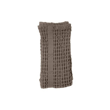 Big Waffle Hand Towel - 50 x 75 cm - Clay: 100% GOTS certified organic cotton / 50 x 75 cm/ 19.7 x 29.5"
