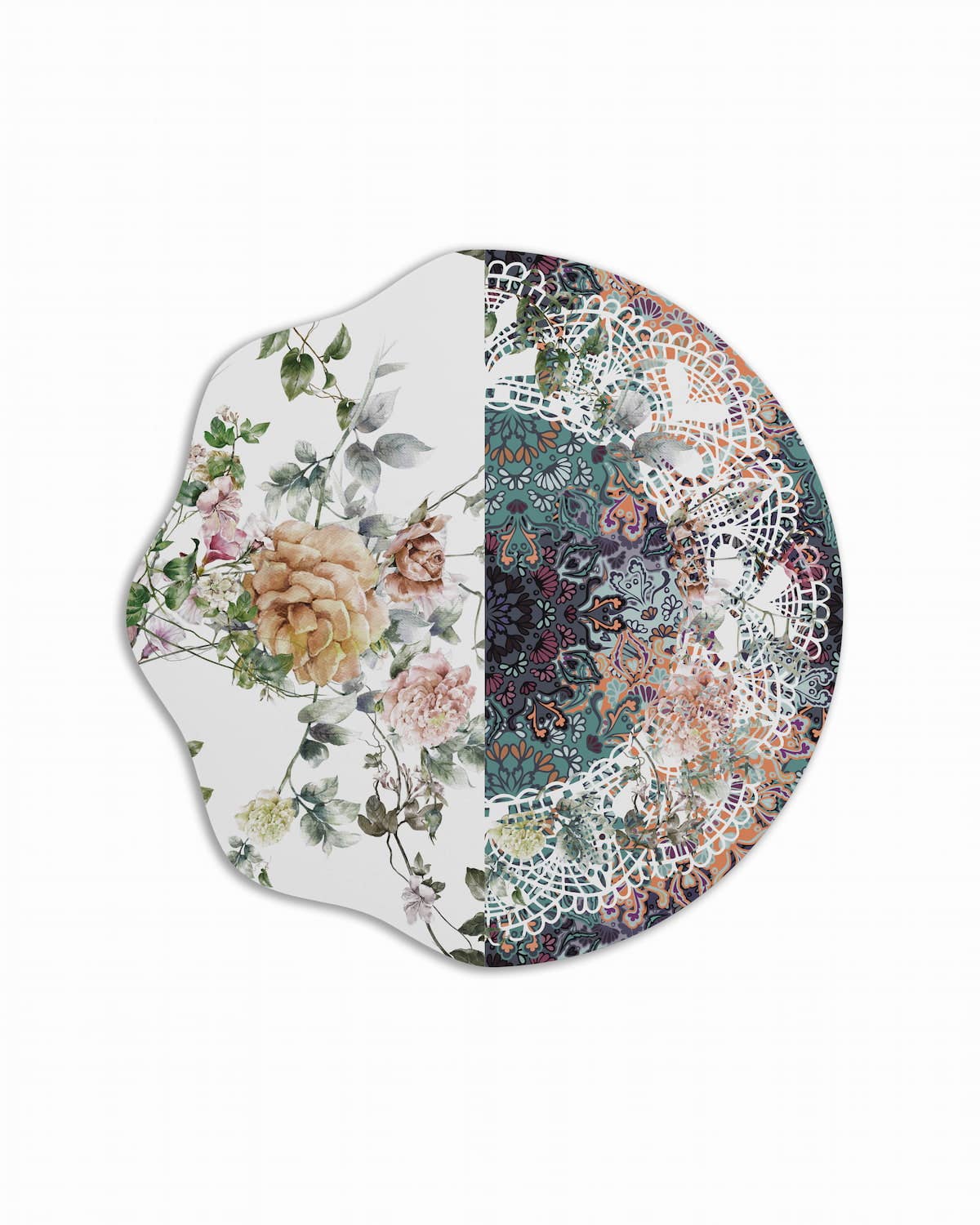 Romantic White Florecido Round Placemat
