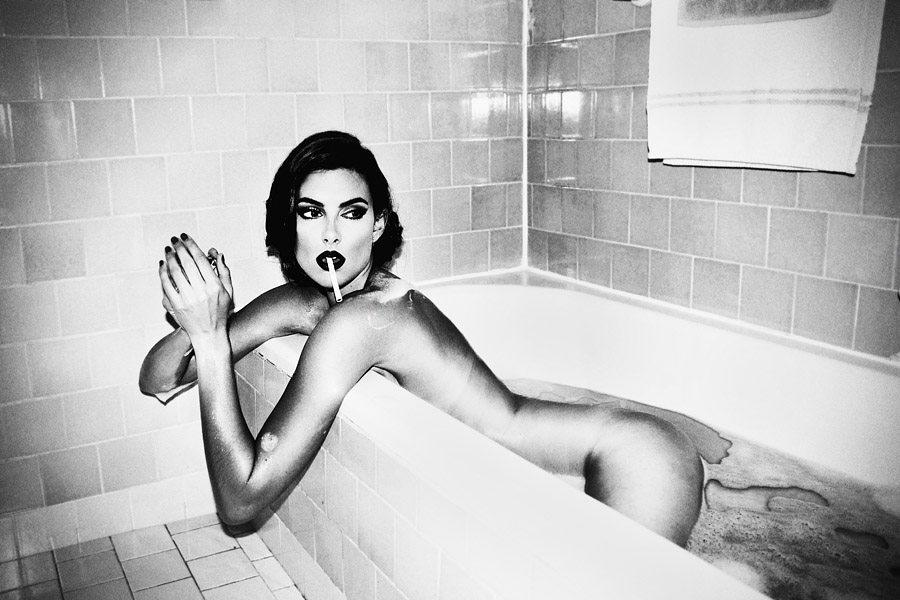 Tatiana Gerusova |‘Smoking Hot Bath’ edition 10/10